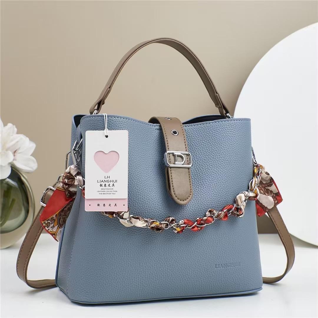 HIGH QUALITY IMPORTED HANDBAG