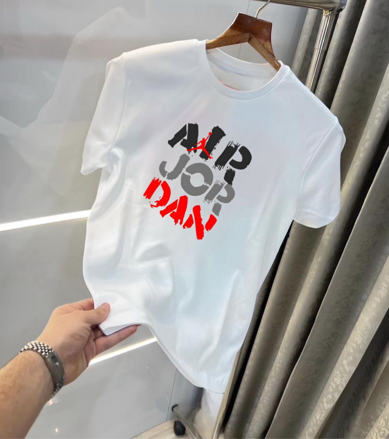 S U P E R  P R E M I U M