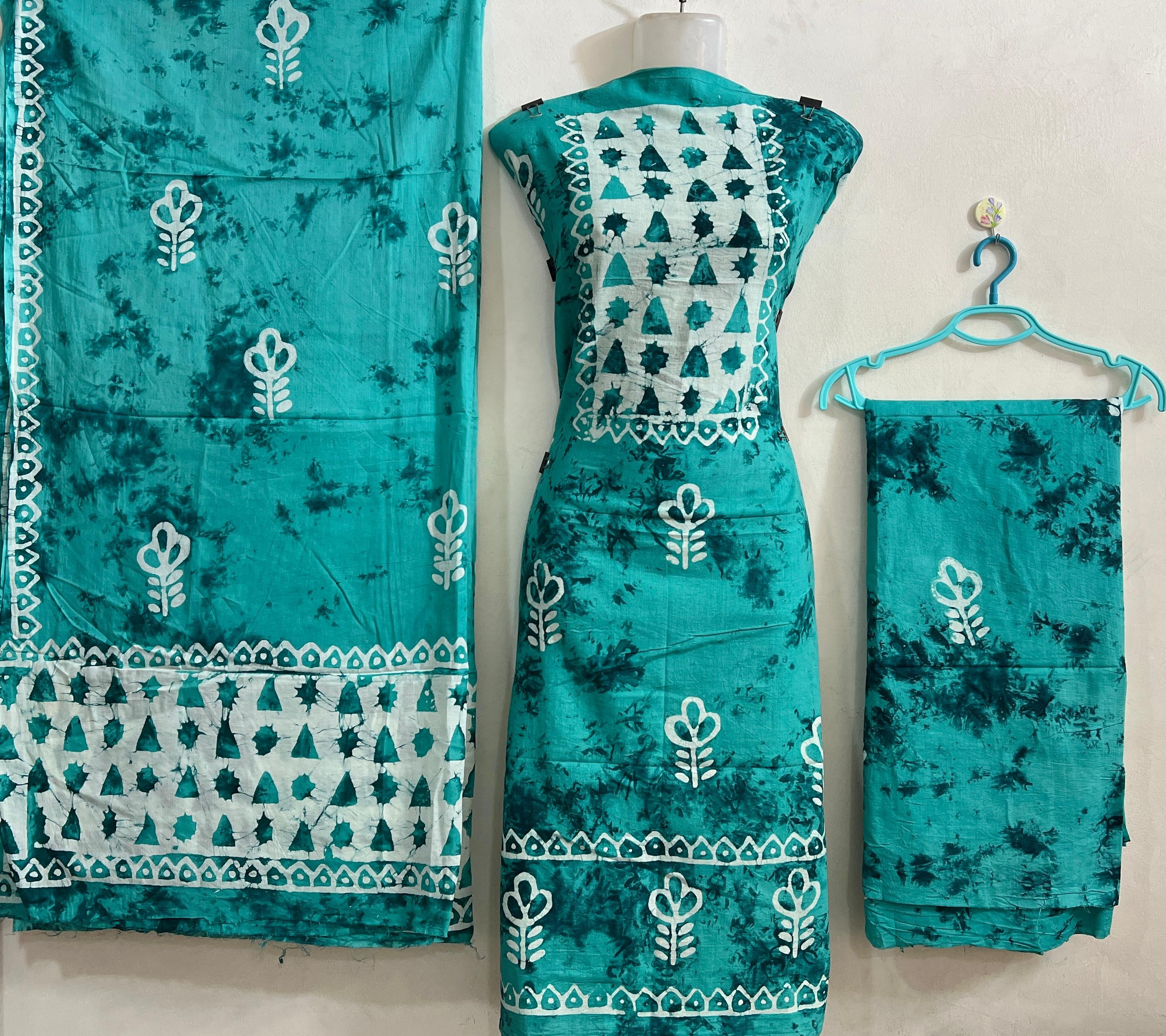 Hand block Batik Print with Neck Heavy Lucknowi